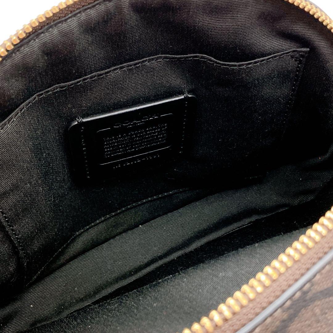 COACH ショルダーバッグ　シグネチャー　肩がけ　斜めがけ　2way