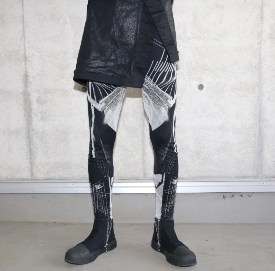 美品ユリウス 23SSコレクション プリント メッシュ レギンス パンツ0084