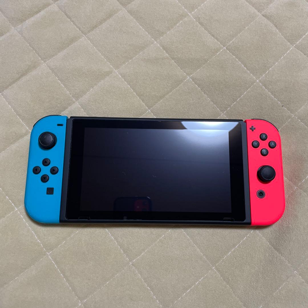 超美品　Nintendo Switch 本体 ネオンブルー・ネオンレッド