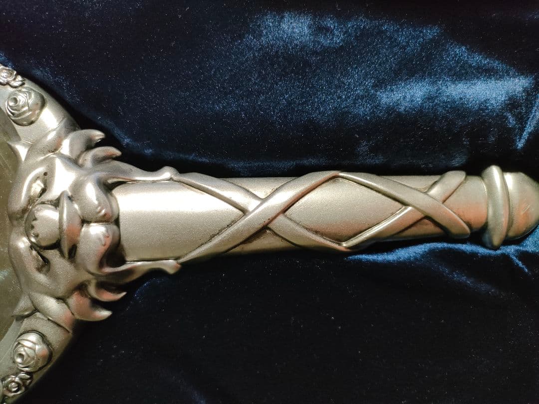 美女と野獣 ミラー 魔法の鏡 ディズニーストア Dハロ