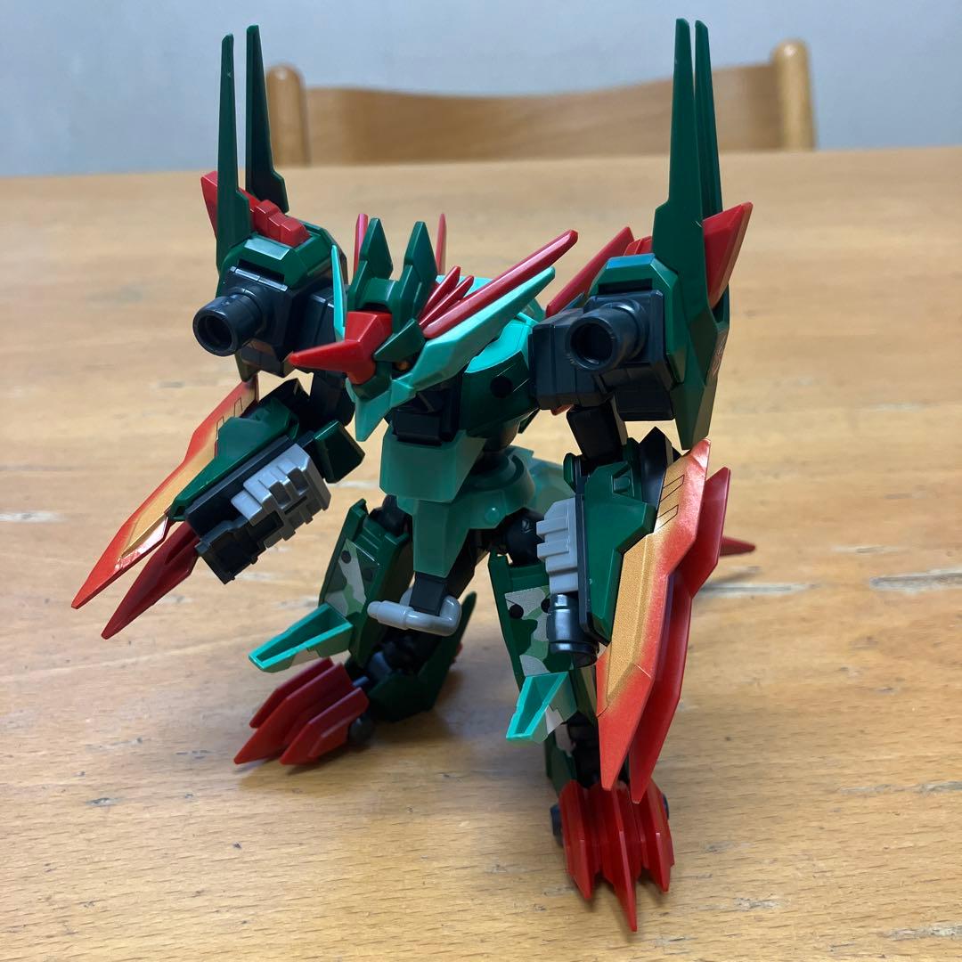 LBX トライヴァイン ダンボール戦機 ウォーズ wars プラモデル 完成品