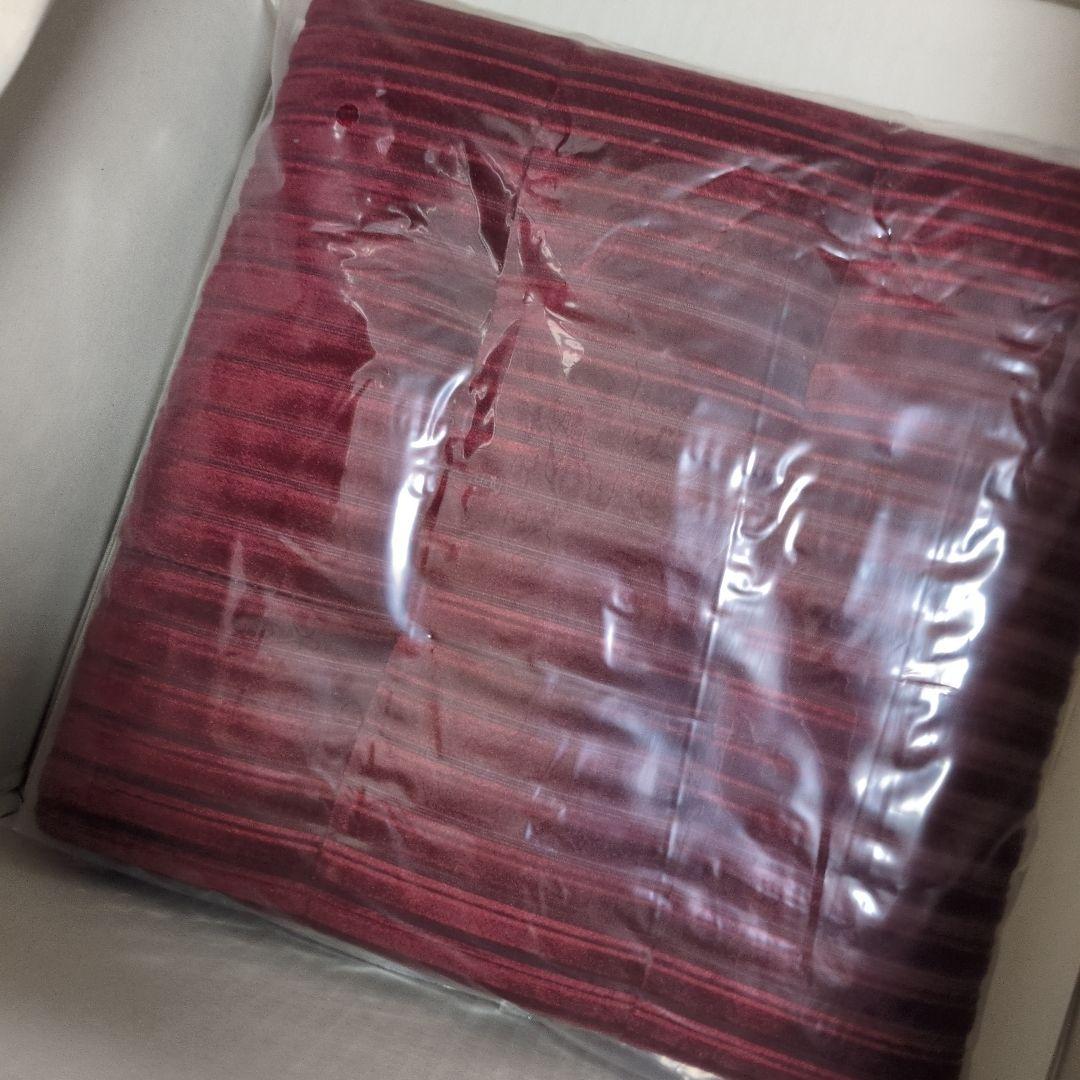 コメダ珈琲　赤い椅子　クッション　トートバック