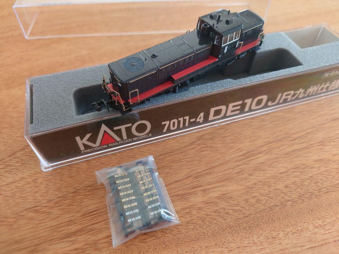 【新品・未使用品】KATO 7011-4 DE10 JR九州仕様
