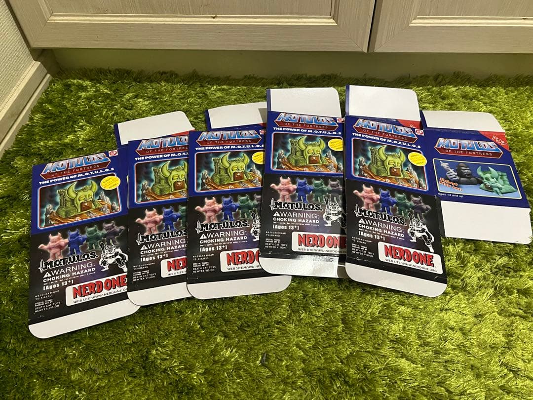 MOTULOS モツロス モツロス城 NERD ONE 消しゴム 塩ビ ソフビ - メルカリ