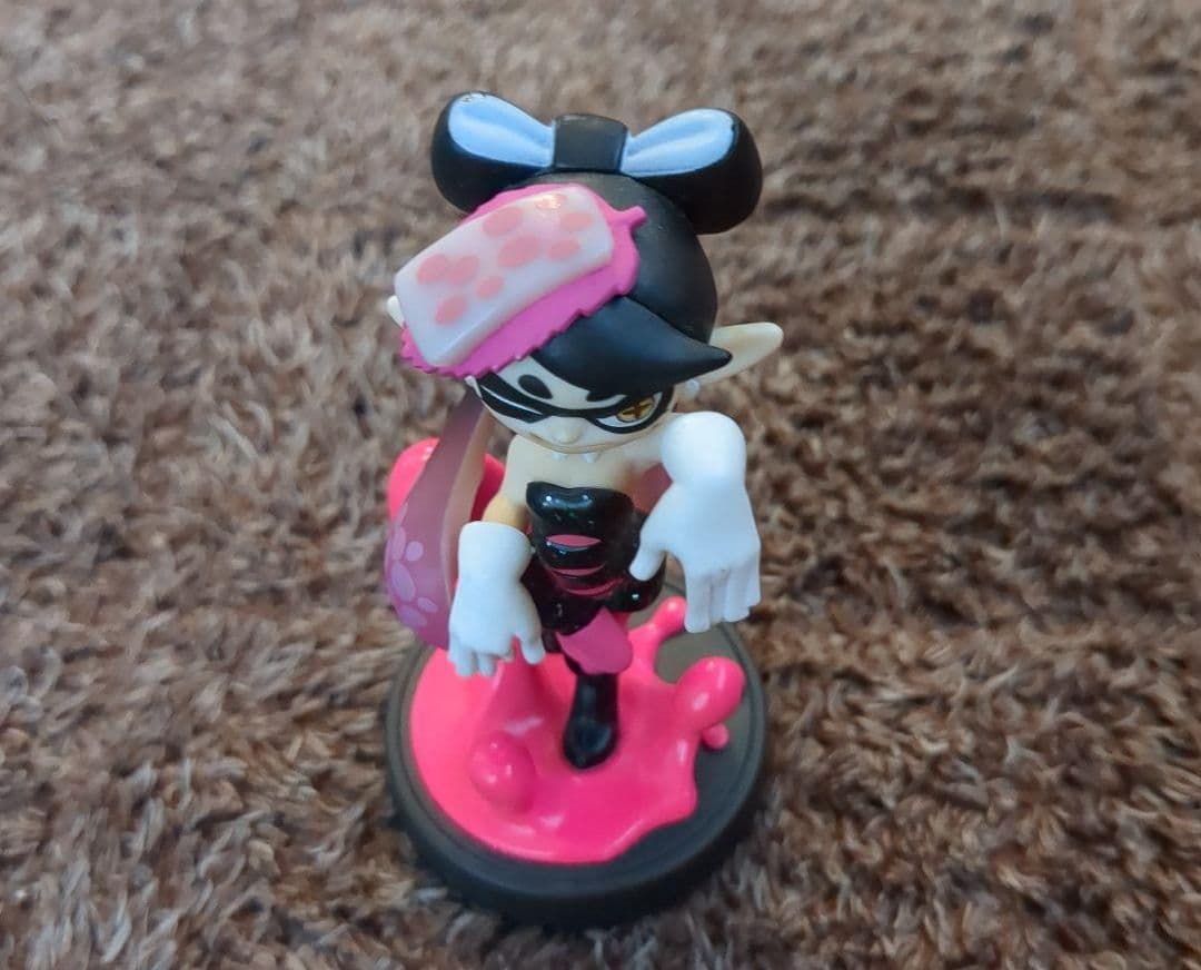 スプラトゥーン　アミーボ　ライムグリーン　オレンジイカ　パープルボーイ　ホタル