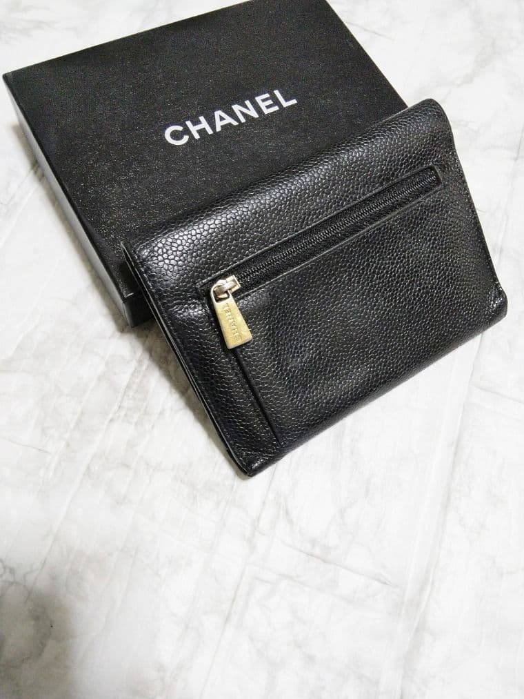 【美品】シャネル キャビア デカココマーク 三つ折り財布