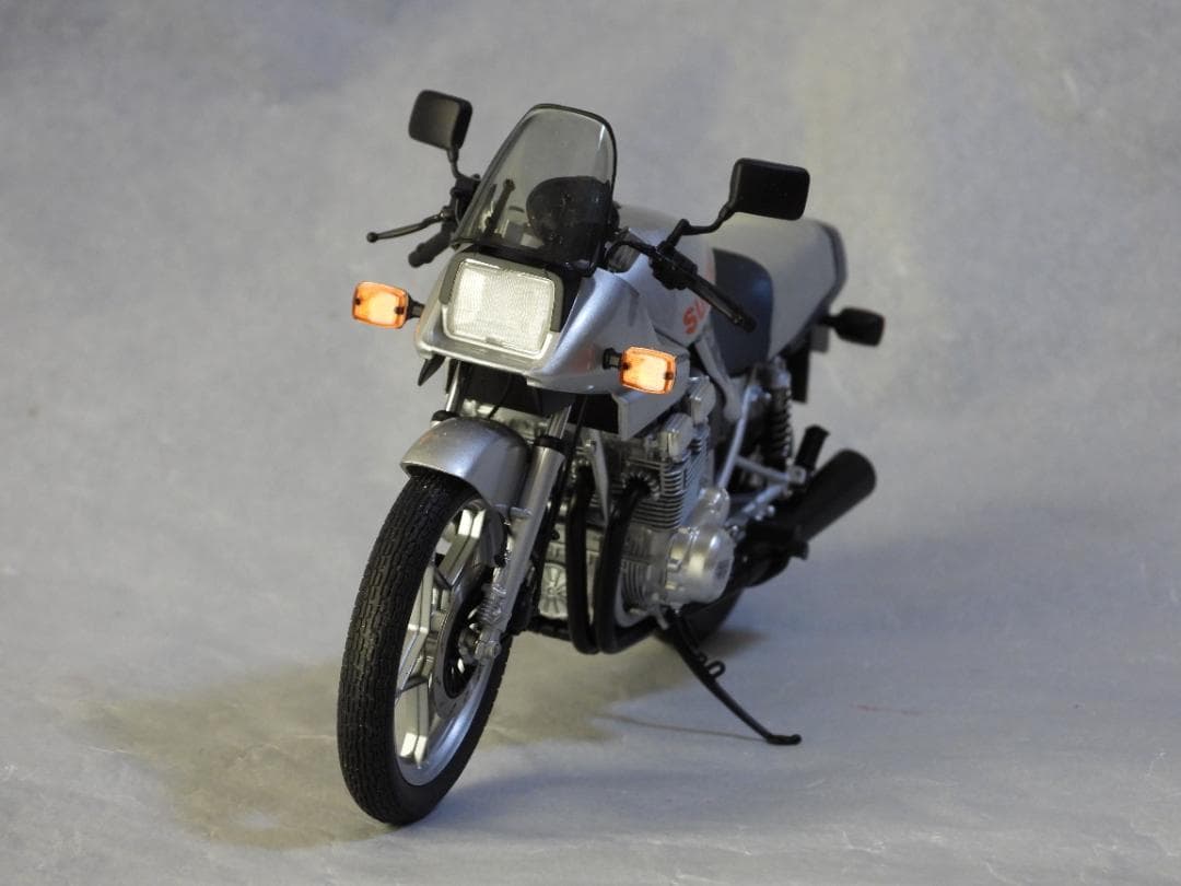 AUTOart SUZUKI GSX 1100S 1/12 オートアート「刀」 SUZUKI GSX 1100S KATANA 刀 Silver 1/12Autoart 12151 J-3756 SUZUKI