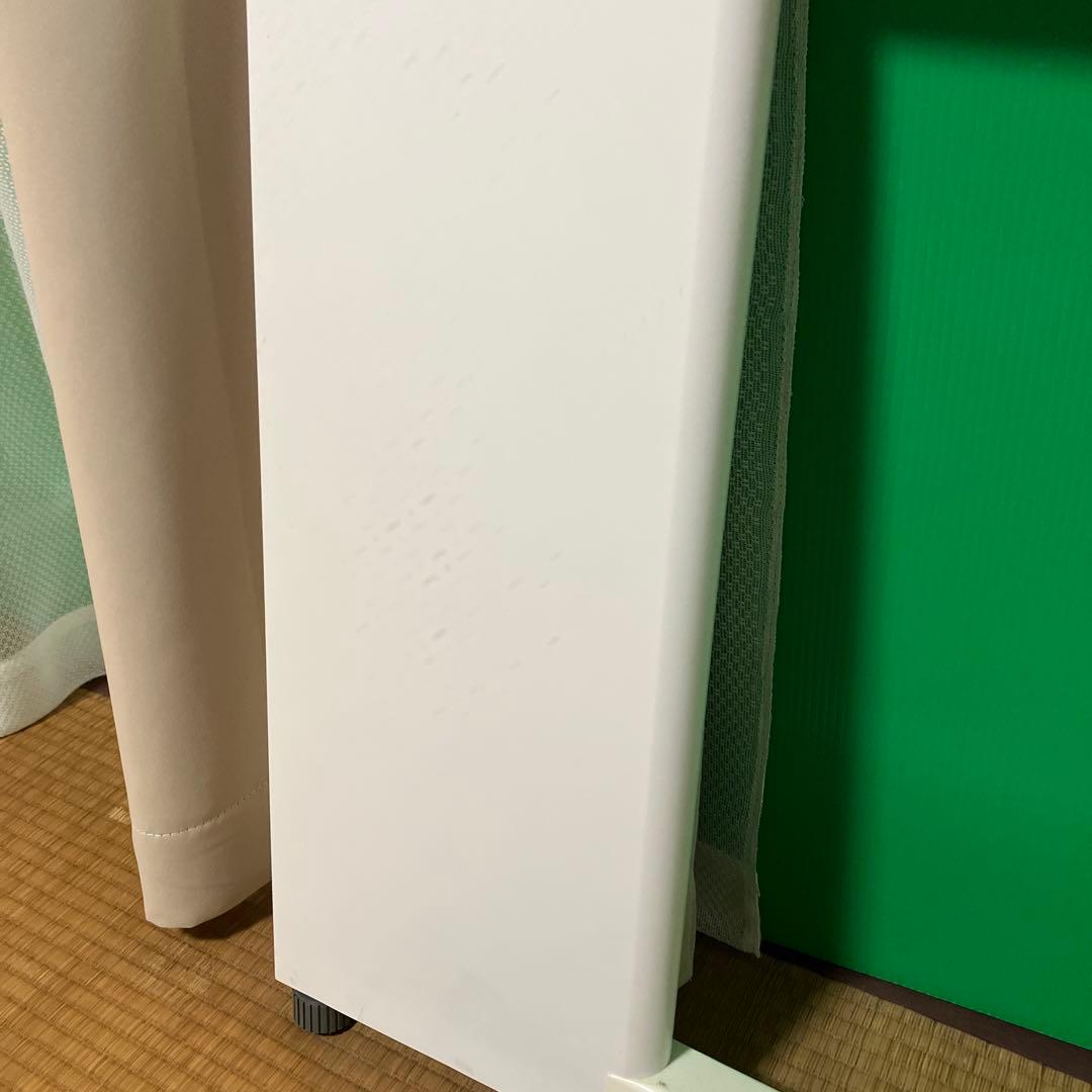 定価25,000円ホワイトシンプルデスク 4つの引き出し付き