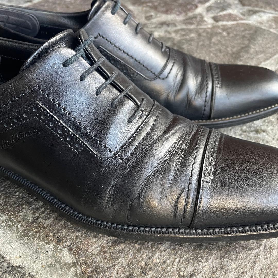 自分へのご褒美に！ LOUIS VUITTON ルイヴィトン　イニシャルロゴ