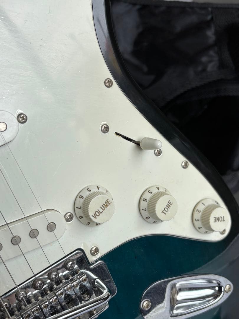 SELDER エレキギター 音出し動作確認済み 状態綺麗