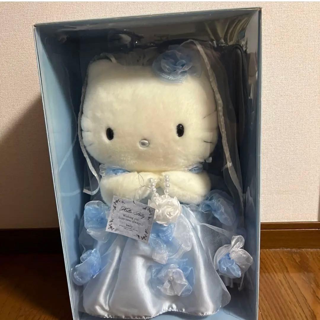 2000年vivitix ウェディングドレス キティぬいぐるみ
