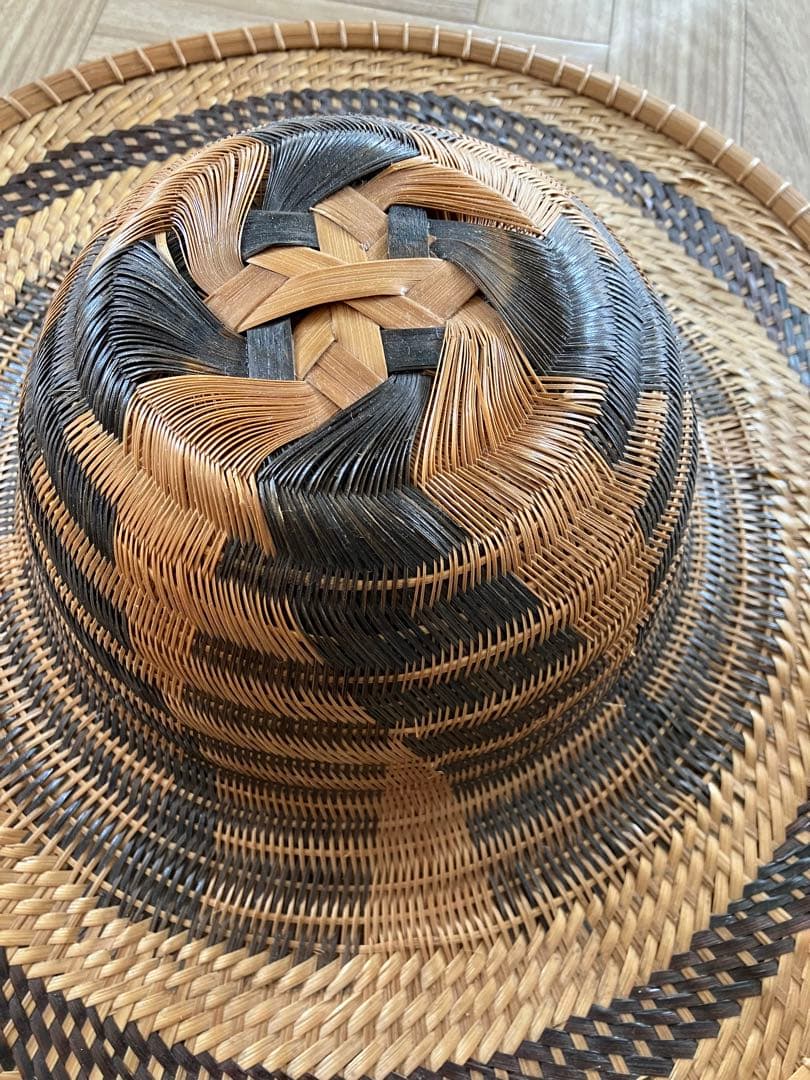 フランス ビンテージ　手編みの帽子 Amazon.co.jp: フランス製厚手レディースフラワーニットウールハット