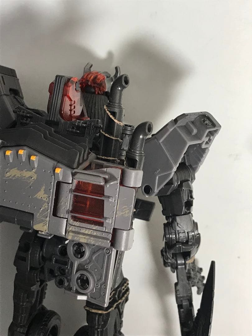 トランスフォーマー　スカージ　SS-109 ビースト覚醒 スタジオシリーズ