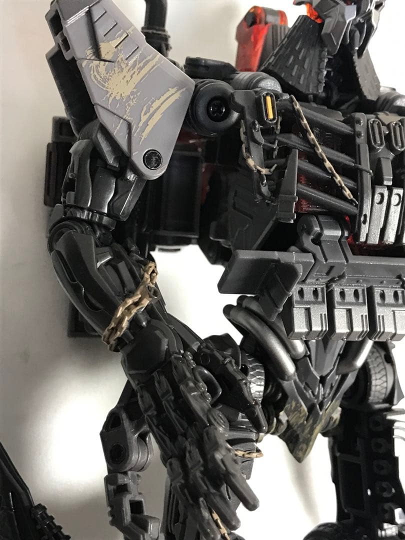 トランスフォーマー　スカージ　SS-109 ビースト覚醒 スタジオシリーズ