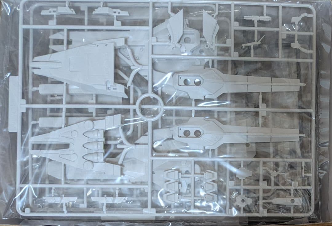 アクアマリン 1／1500 ナデシコ級一番艦ナデシコ Yユニット装備型プラモデル