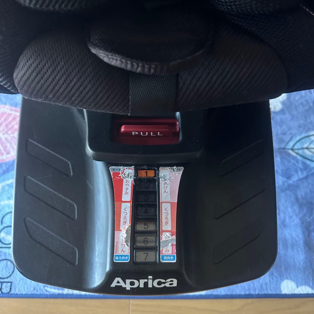 【美品】アップリカ　クルリラ　ISOFIX　回転式　ブラック