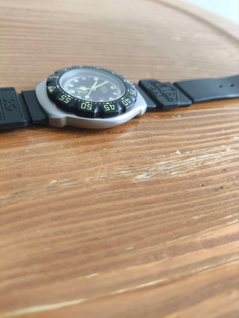 タグホイヤー 376.513 FORMULA1 ブラック イエロー 稼働品