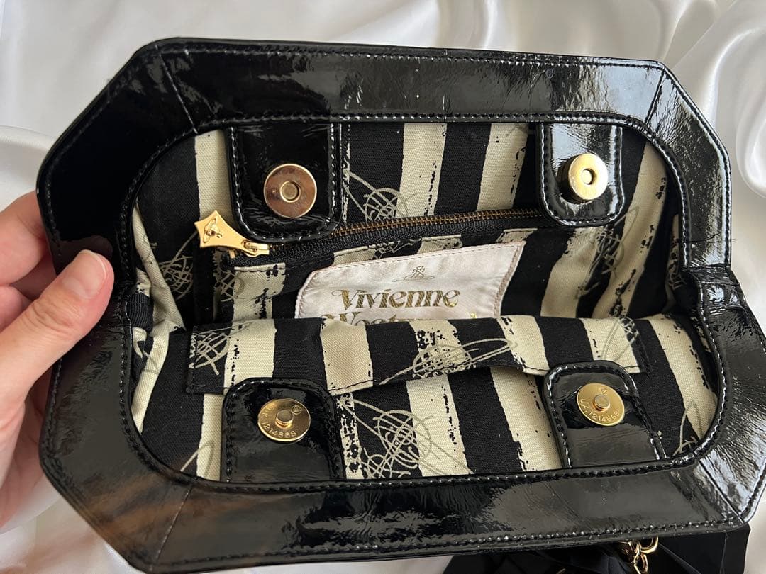 Vivienne Westwoodブラックリボンモチーフパーティーバッグ