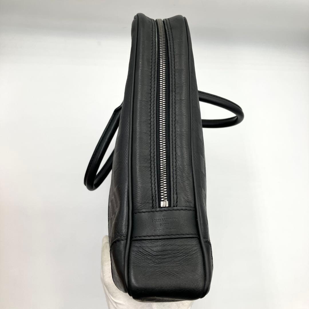 大人気✨ルイヴィトン ダミエ アンフィニ ポルトドキュマン ヴォワヤージュ