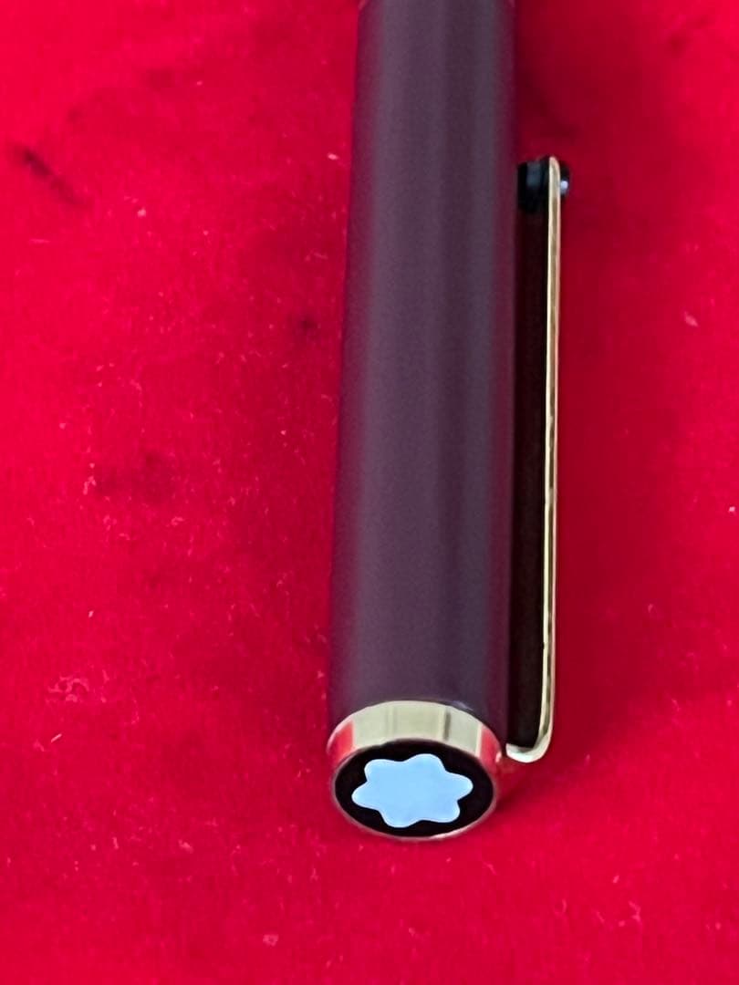 モンブラン万年筆スリムライン ボルドー❗️割と綺麗です‼️ - メルカリ