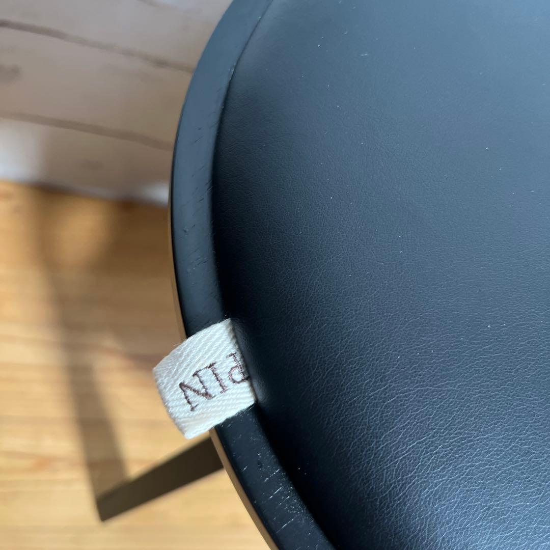 広松木工　LUME スツール　回転式　サイドテーブル　ミニクッション