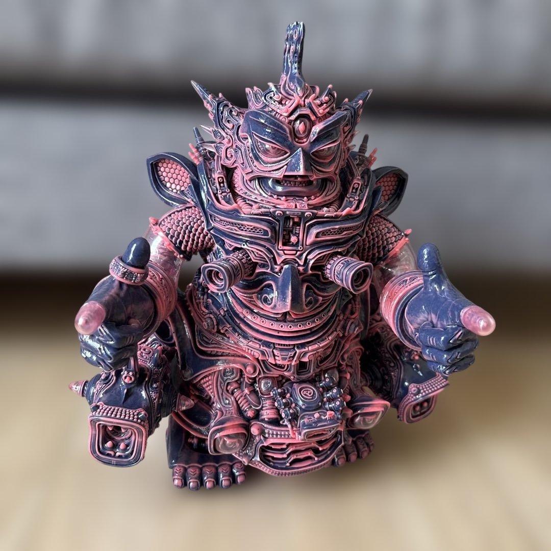 スリースターズエンペラー BODASTUDIOS 墓場の画廊 ソフビ