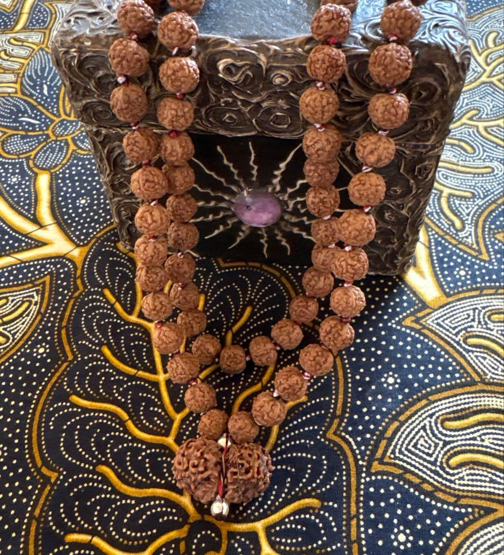 よっちさま専用 ルドラクシャマーラー トップ ガウリシャンカール