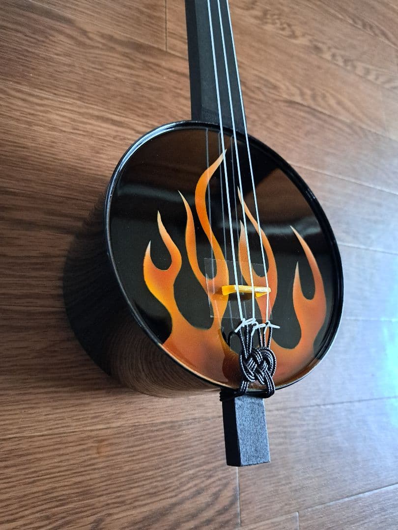 稀少】カンカラ三線 三線 エアーブラシアート ファイヤーパターン
