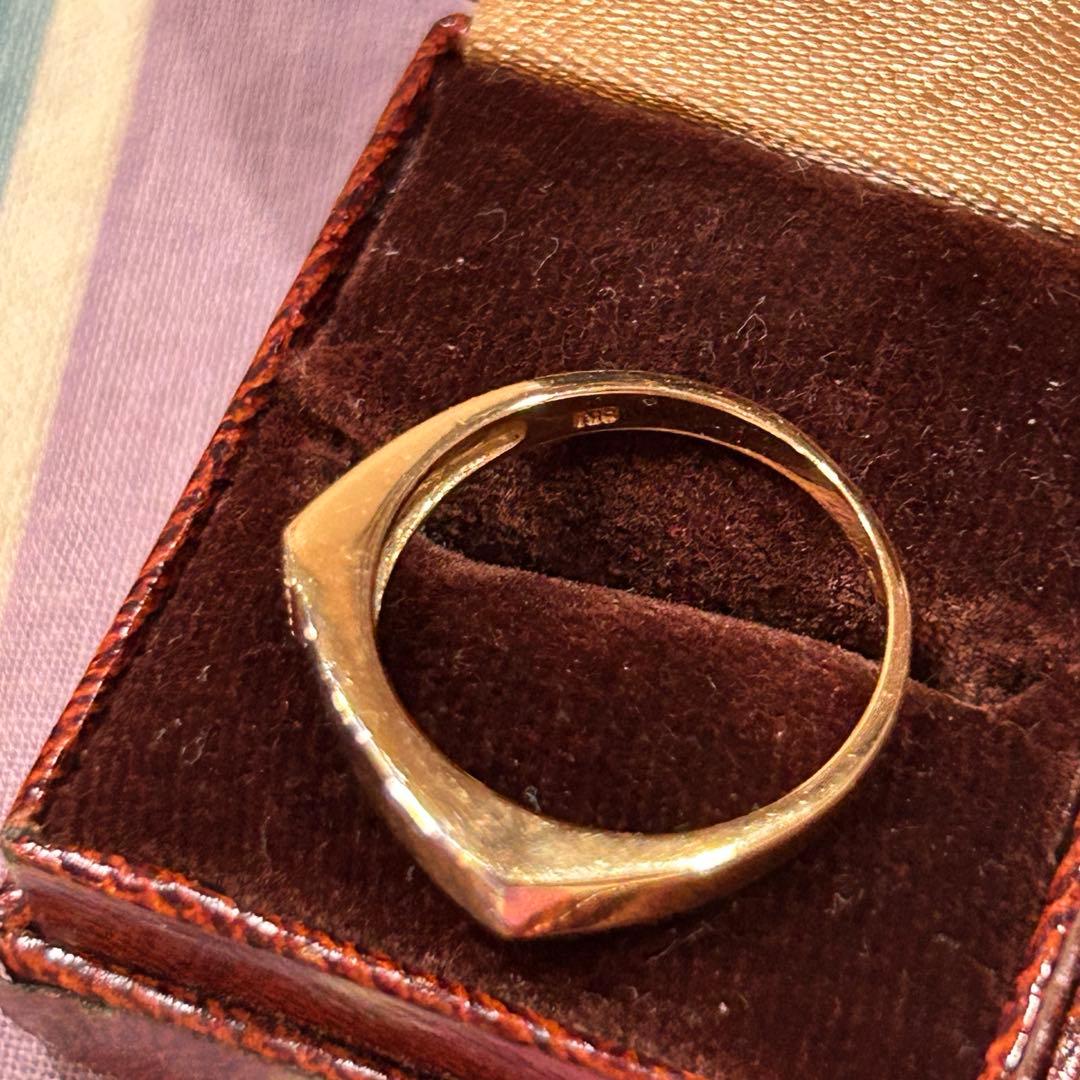 クラシカルな昭和のリング　ダイヤモンド