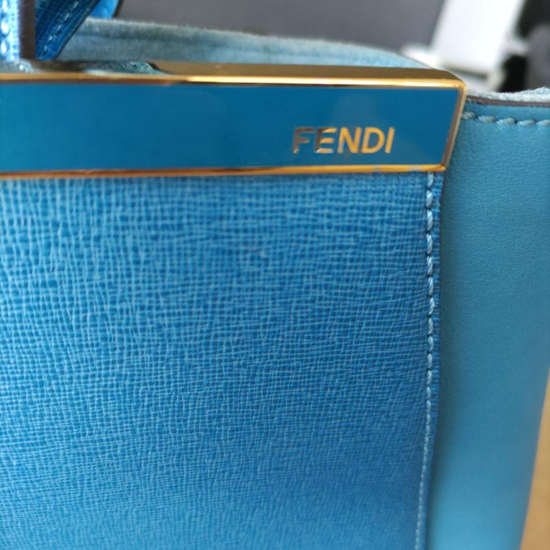 FENDI　フェンディ　トゥジュール　ショルダーバック