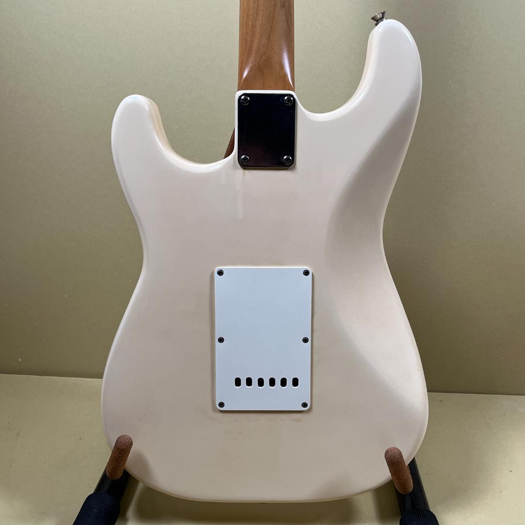 Fender Japan ST40 Stratocaster 1987-88年 - メルカリ