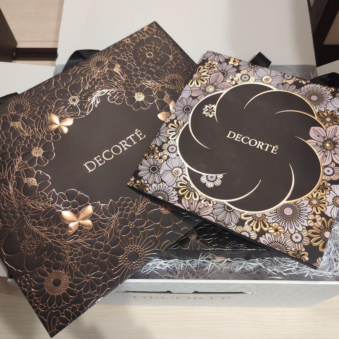 DECORTE エターナルブルームコレクション　限定ギフトボックス仕様