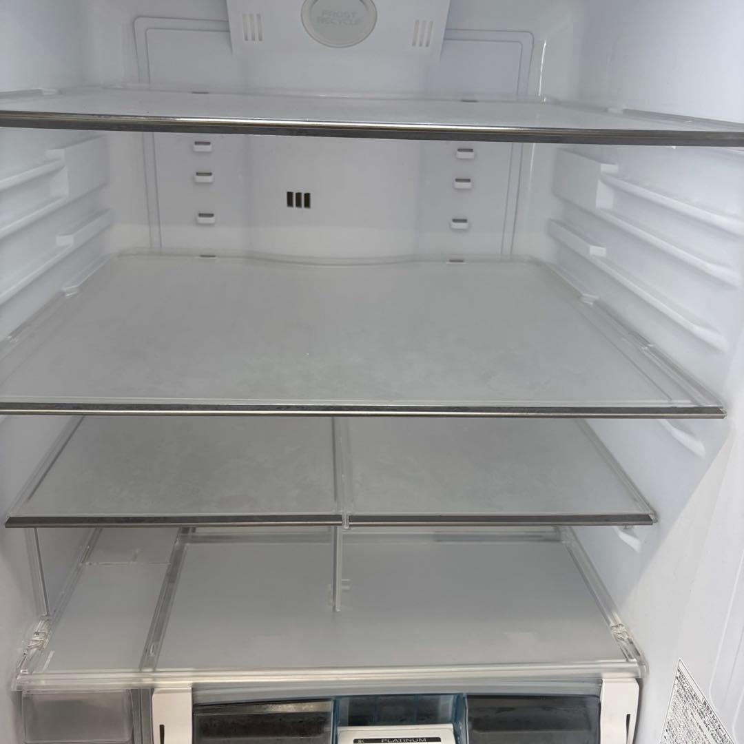 852❤️　冷蔵庫　日立　大型　500-600ℓ　右開　中古　安い　綺麗　設置無料
