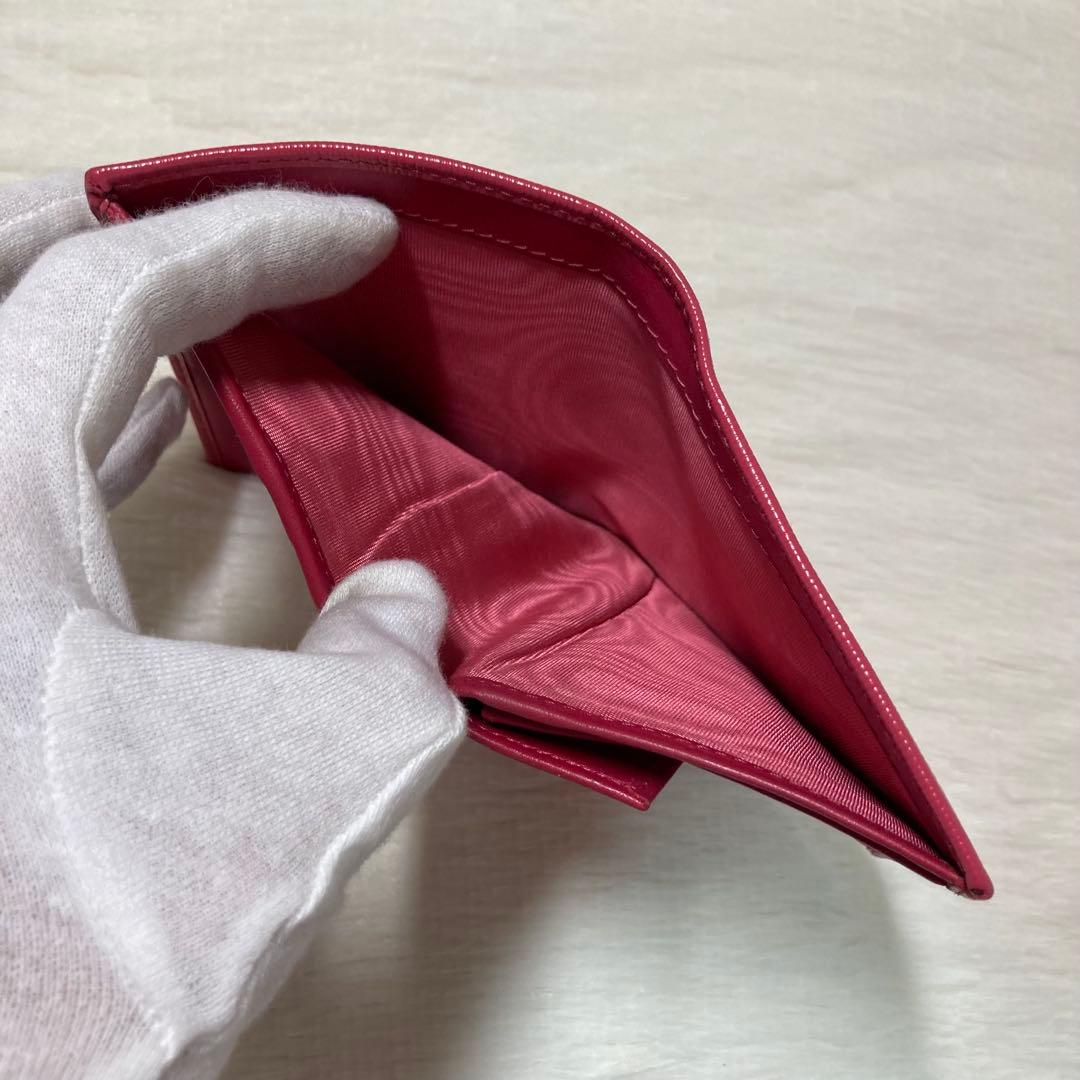 最終値下げ　美品　PRADA プラダ　二つ折り　財布　ピンク　エピ　ミニ