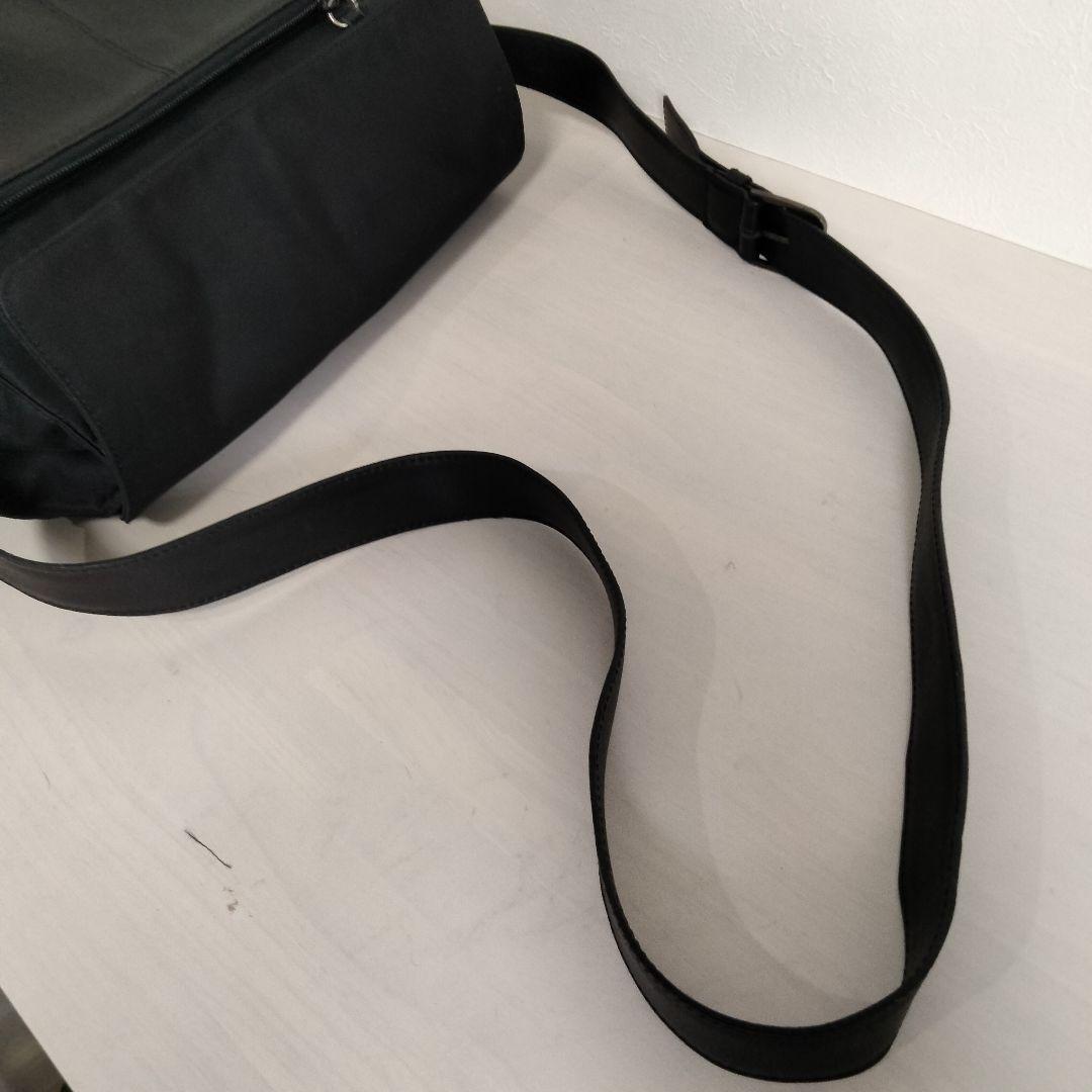 マックスマーラ ショルダーバッグ フラップ ロゴ刻印 ナイロン レザー ブラック