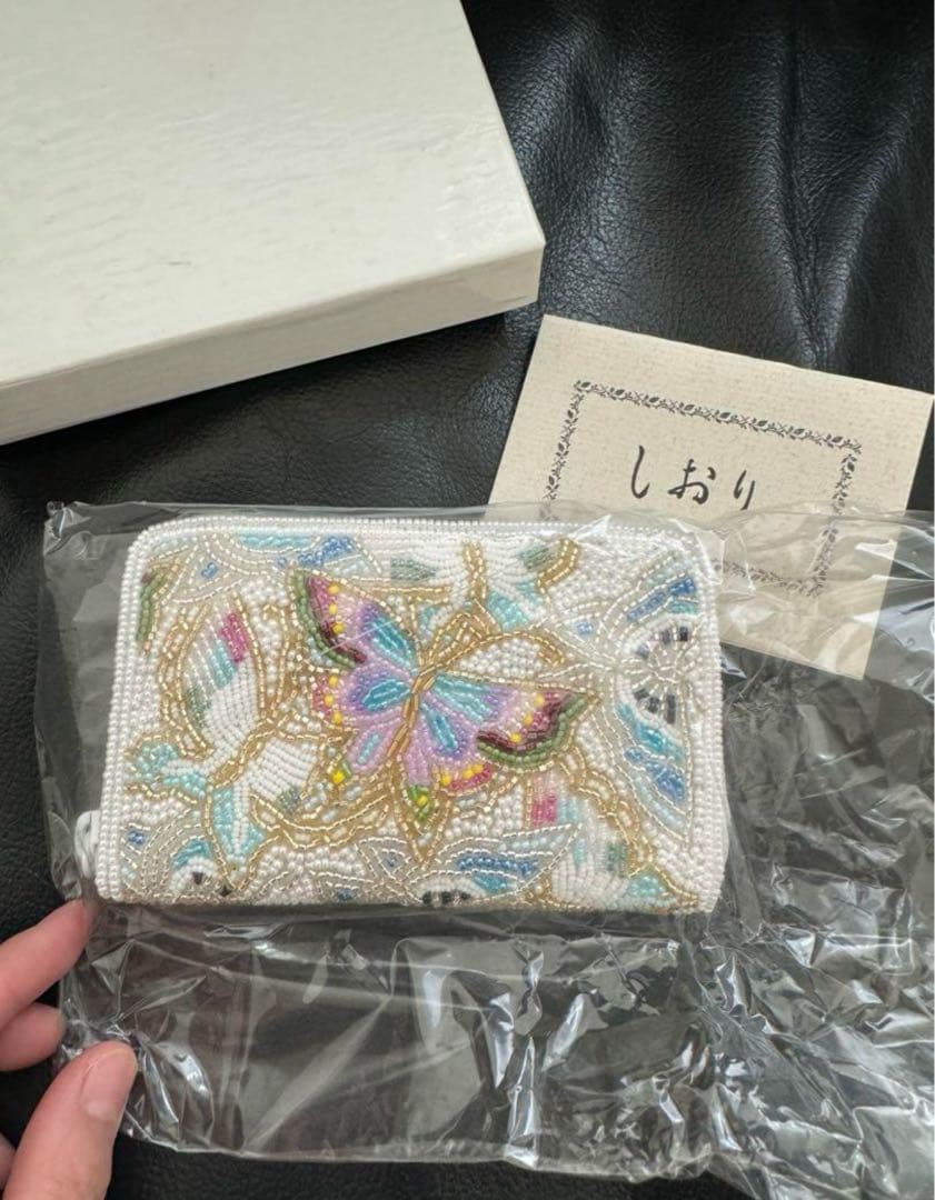 (新品未使用)柏ビーズ財布