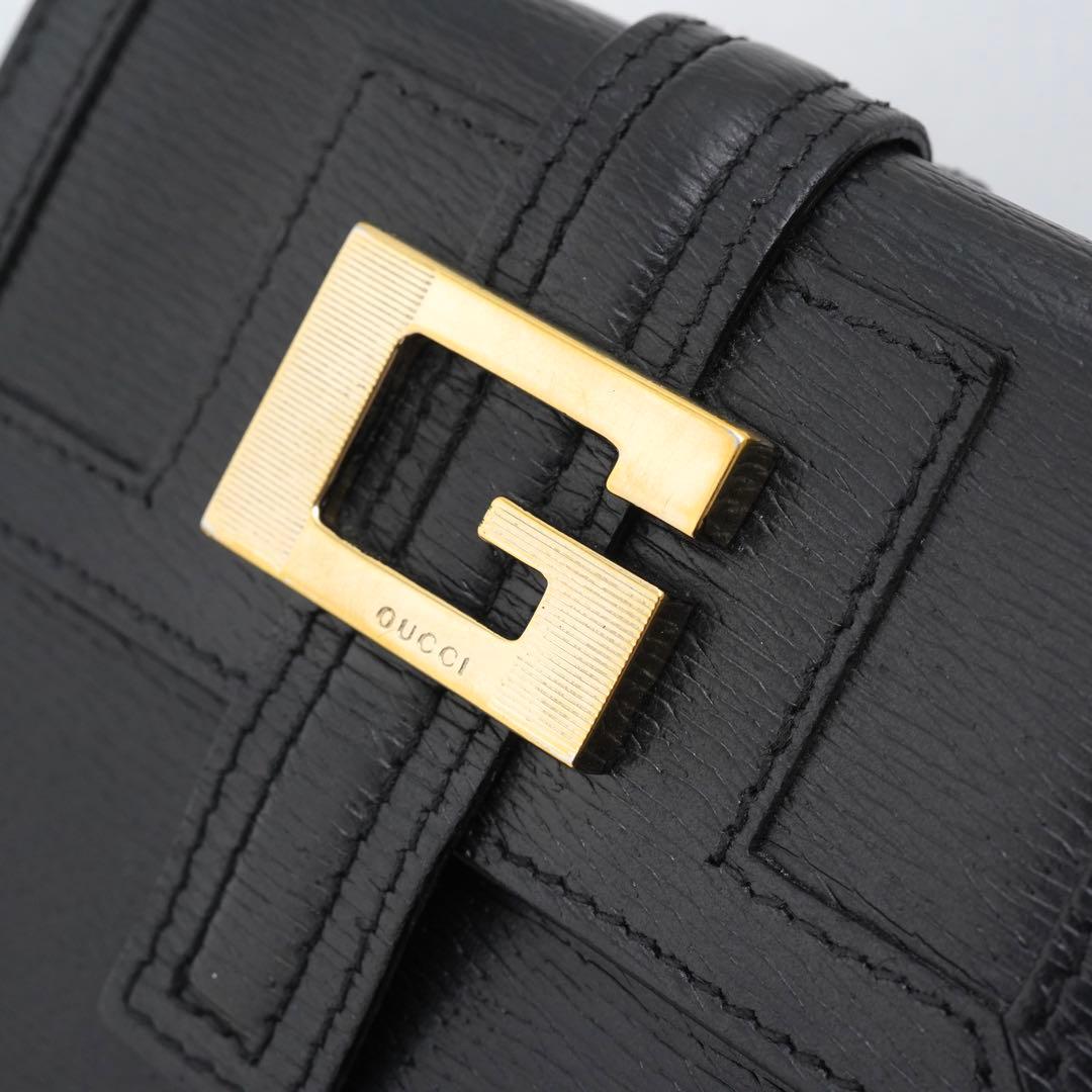 ✨未使用に近い✨ GUCCI ミニ財布 Gロゴ エンボスロゴ 二つ折り 黒色