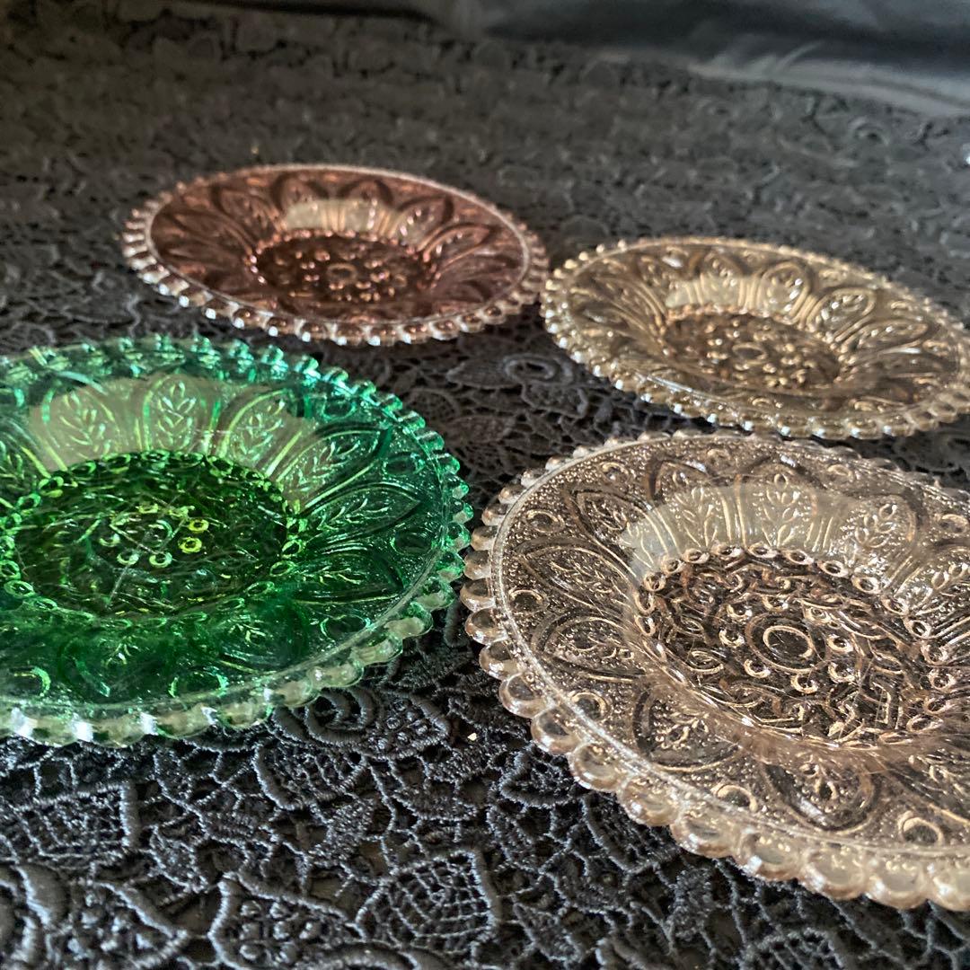 明治末期から大正初期 ミニプレスプレート ウランガラス 4枚セット