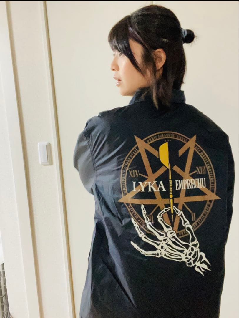 値下げしました。11000円から10000円 坂口優希恵選手コラボジャケット