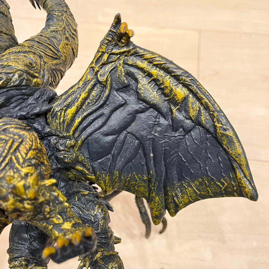 カイザーギドラ BANDAI 2004 フィギュア