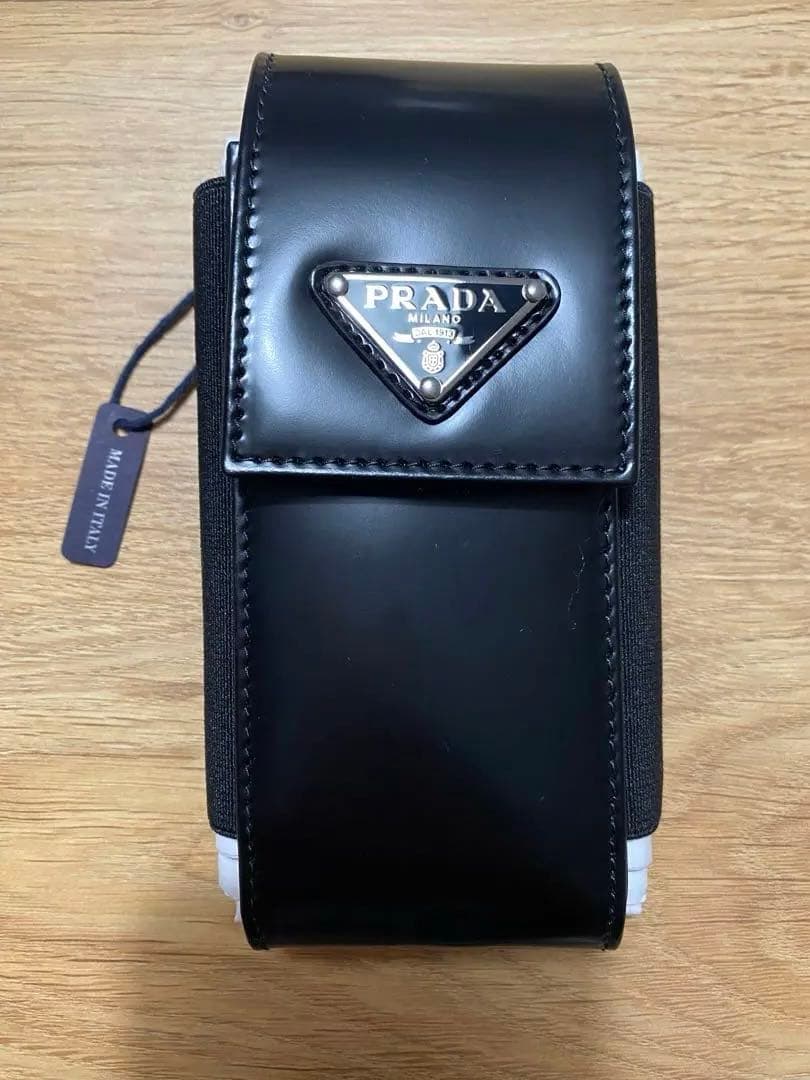 kayu様さ専用　PRADA スマホケース　新品未使用　2ZT036 ブラック