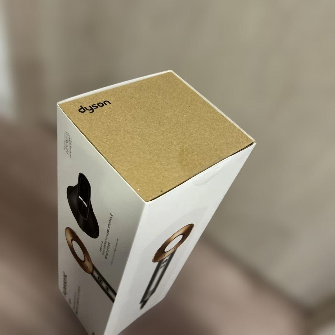 Dyson supersonic origin ヘアドライヤー