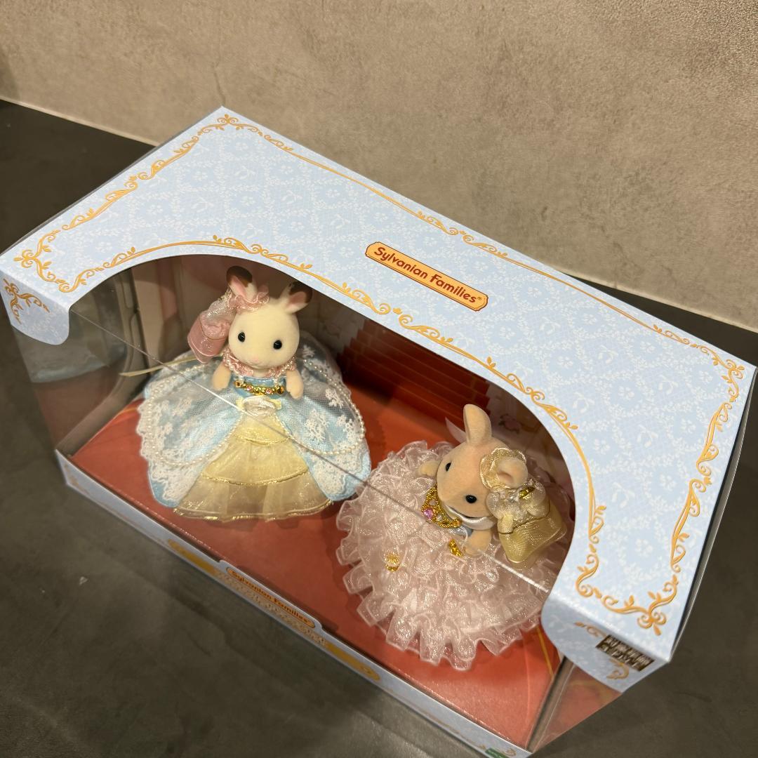 シルバニアファミリー展40th限定 ラグジュアリードレスペアセット