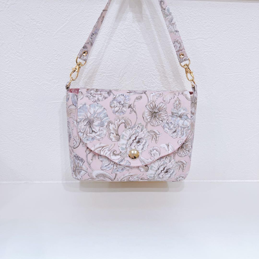 【K☆様お取置き専用ページ】リバティアレクサンダーマープル　ストラップ付きポーチ