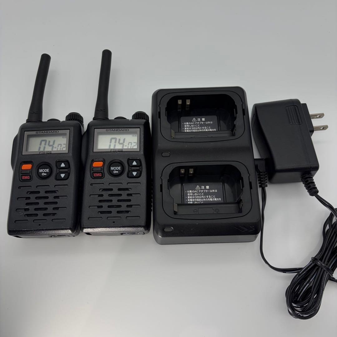 2台セット トランシーバー 充電器付き STANDARD FTH-108 2台セット トランシーバー 充電器付き STANDARD FTH-108 2台セット