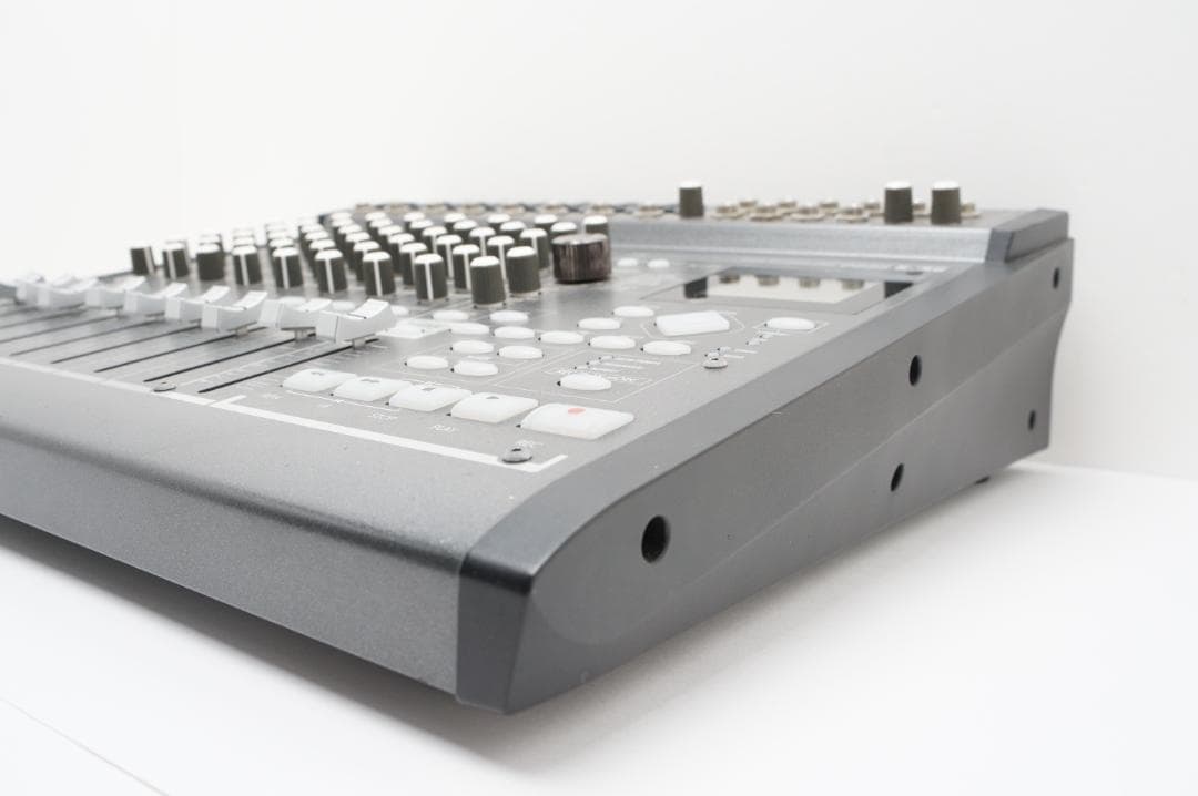 ＜動作＞KORG D888 マルチトラックレコーダー