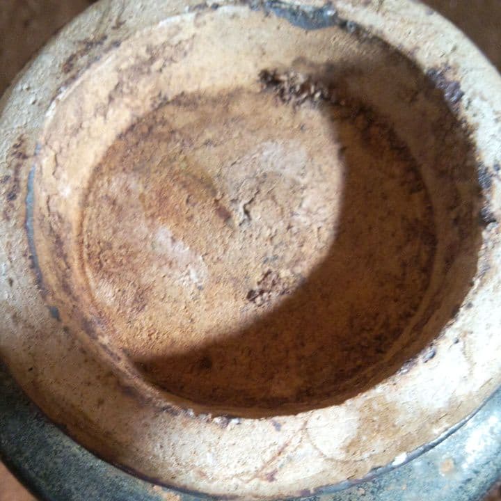 中国陶磁器　磁州窯　彫り絵　筒型壺