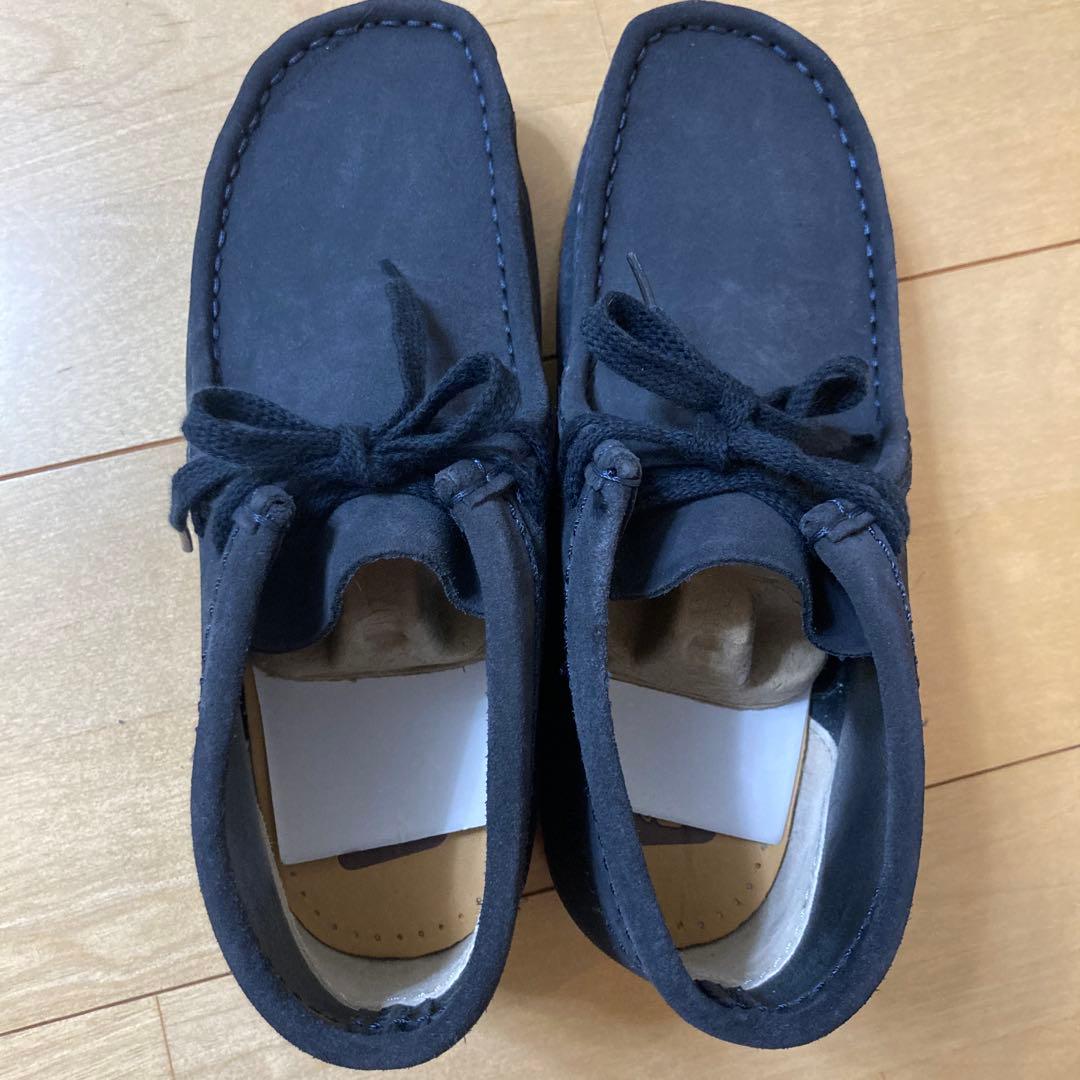 新品未使用　クラークス　ワラビー　スウェードブーツ　24.5〜25.0 箱付き