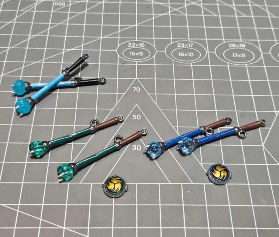 【新品】フィギュアーツ真骨彫用　仮面ライダー響鬼シリーズ音撃棒セット+鬼火ヘッド