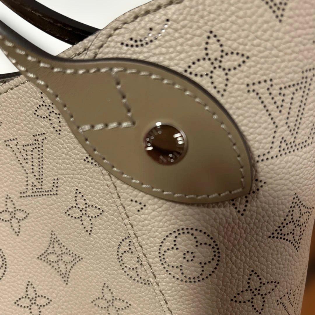 Louis Vuitton ショルダーバッグ マヒナ　ヒナPM ガレ　未使用品